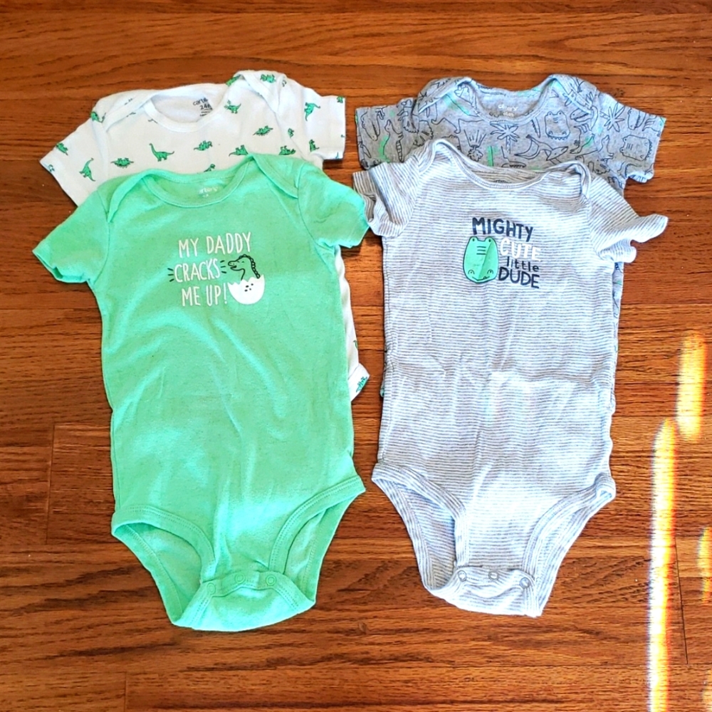 Carter's Dinosaur short sleeve Onsies Bundle of 4 ~ sz 24 months